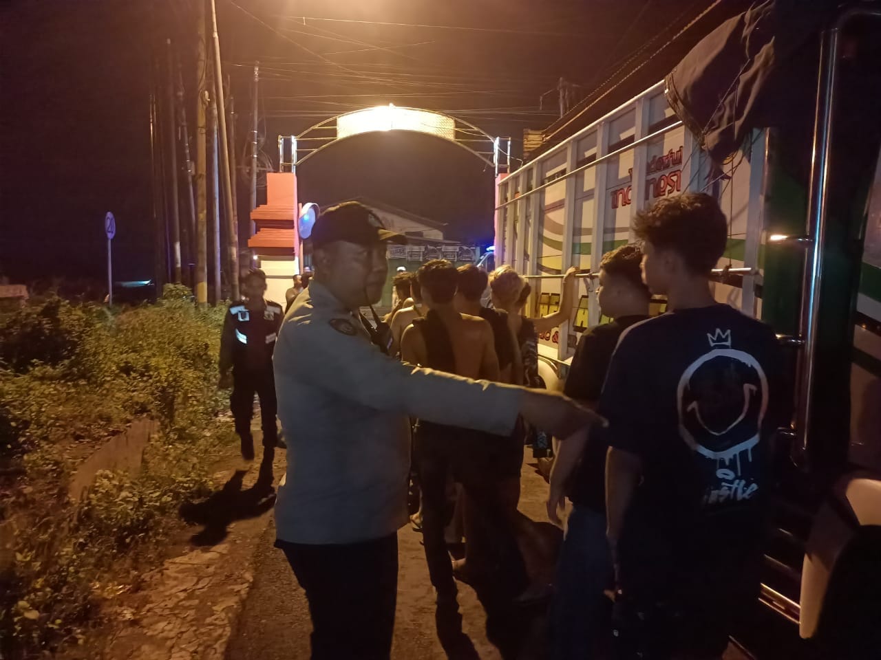 Marak Aksi Balap Liar Polsek Trowulan Polres Mojokerto Turun Tangan Amankan Puluhan Remaja