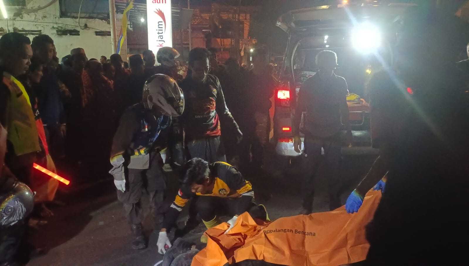 Kecelakaan Tragis di Mojokerto, Warga Jombang Tewas Terlindas Truk