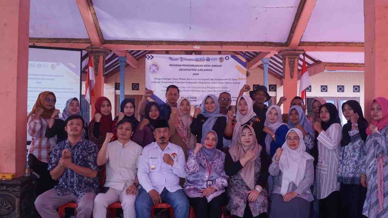 UNAIR Latih UMKM Jatipasar Mojokerto Hadapi Era Digital