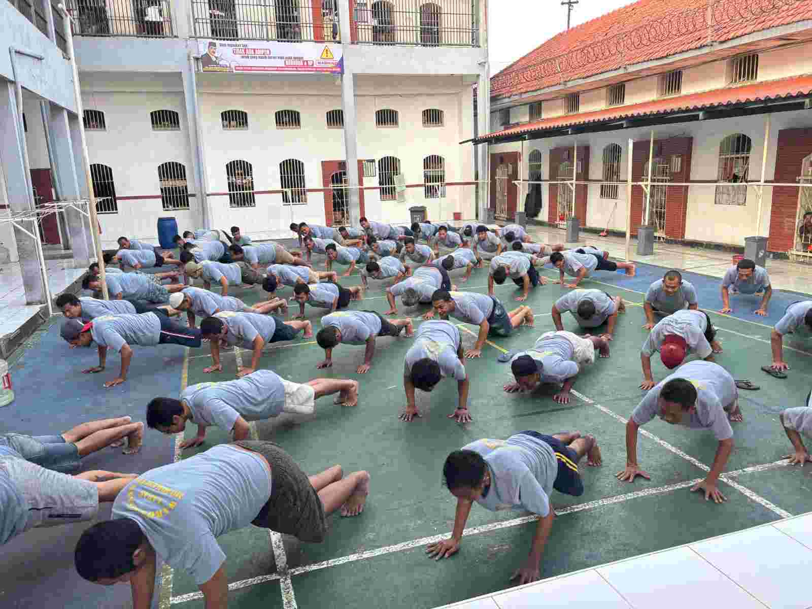 Lapas Mojokerto Gelar Senam Sehat untuk Jaga Kebugaran Warga Binaan