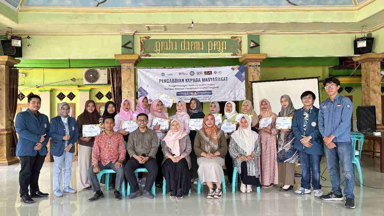 Unair Dorong Desa Karangdiyeng Jadi Percontohan Pengolahan Sampah Digital