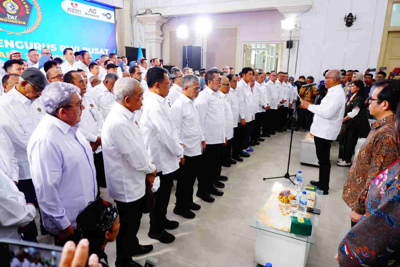 Pengurus PWI Pusat 2025–2030 Resmi Dikukuhkan, Monumen Pers Solo Jadi Saksi