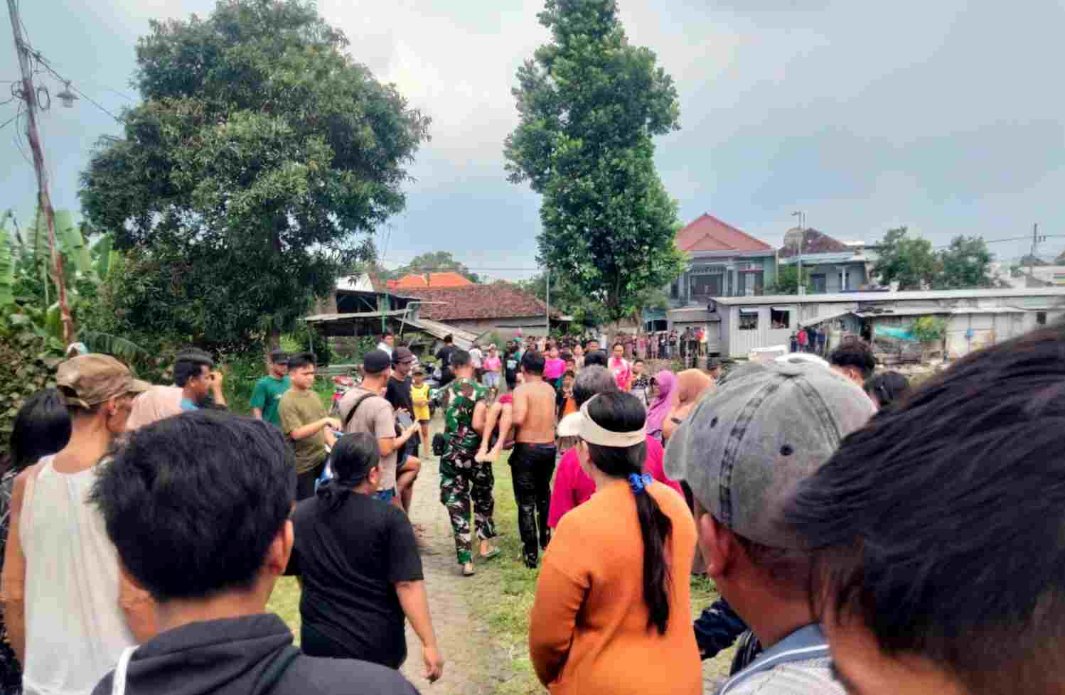 Terpeleset Saat Bermain, Bocah 9 Tahun Ditemukan Tewas di Waduk Dawarblandong