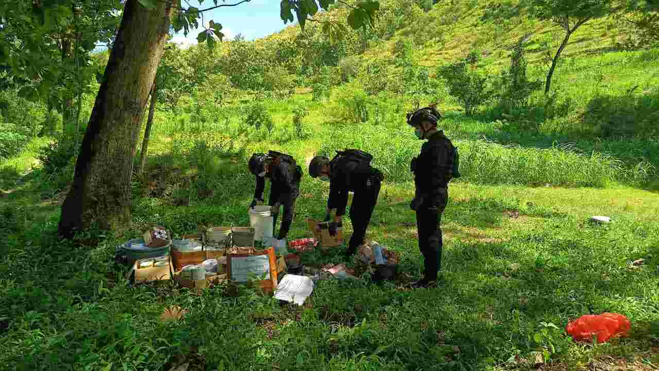Polres Tulungagung Musnahkan Ratusan Petasan dan 22 kg Bahan Peledak