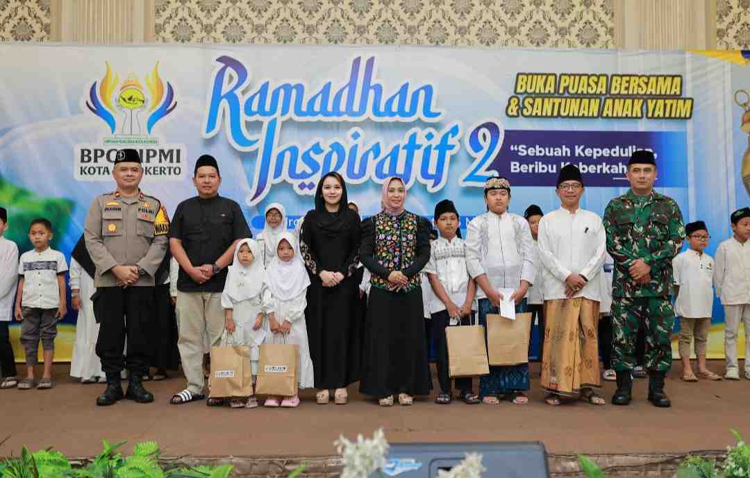 HIPMI Kota Mojokerto Gelar ‘Ramadhan Inspiratif’ Tahun Kedua, Berbagi Santunan hingga Bersihkan Mushola Gratis