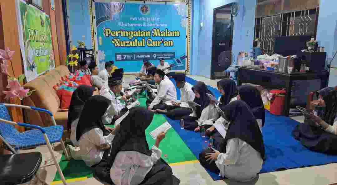 PWI Mojokerto Gelar Khataman Al-Qur’an dan Santuni Santri Saat Peringatan Nuzulul Qur’an