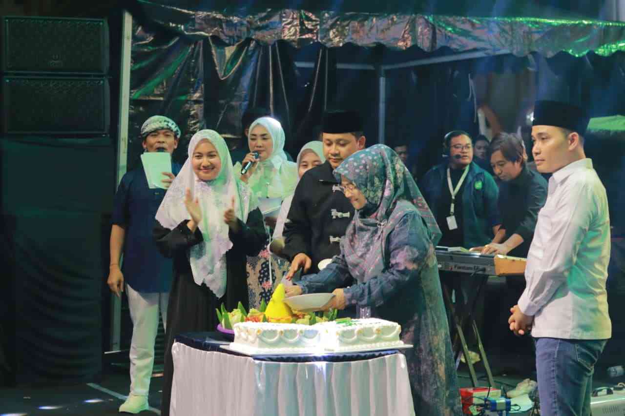 An Namiroh Travelindo Mojokerto Rayakan Milad ke-25