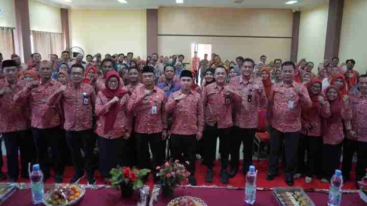 Bupati Mojokerto Soroti Ketidaktepatan Bansos, Tekankan Pembenahan Data Sosial