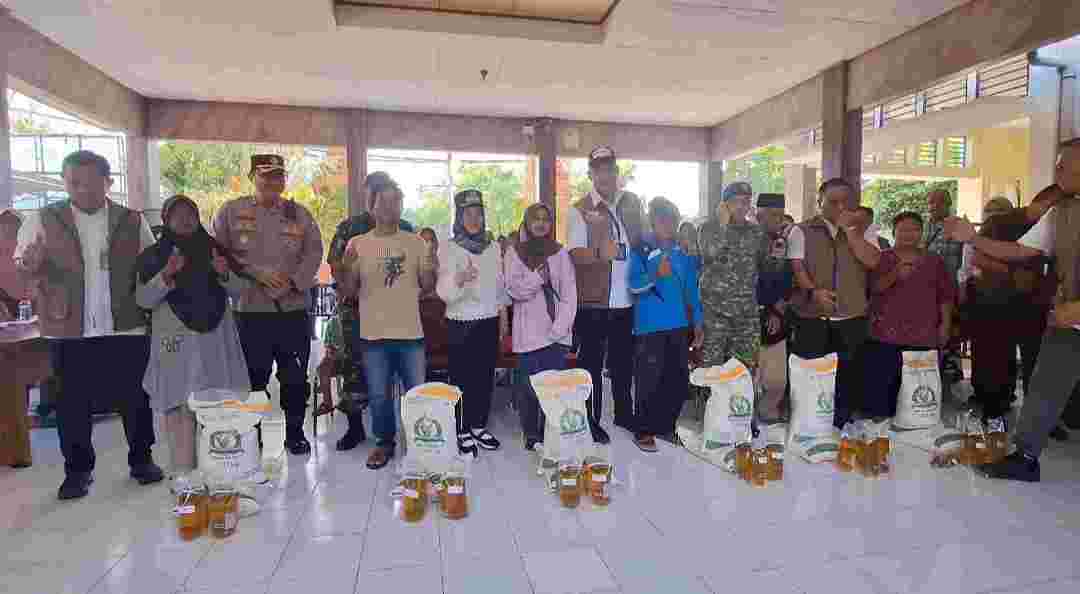 Dirut Bulog Pastikan Bantuan Pangan Tepat Sasaran di Mojokerto