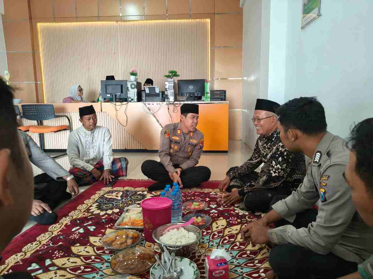 Polsek Pacet Intensifkan Patroli Dialogis di Ponpes Sabhira, Antisipasi Kejahatan 3C
