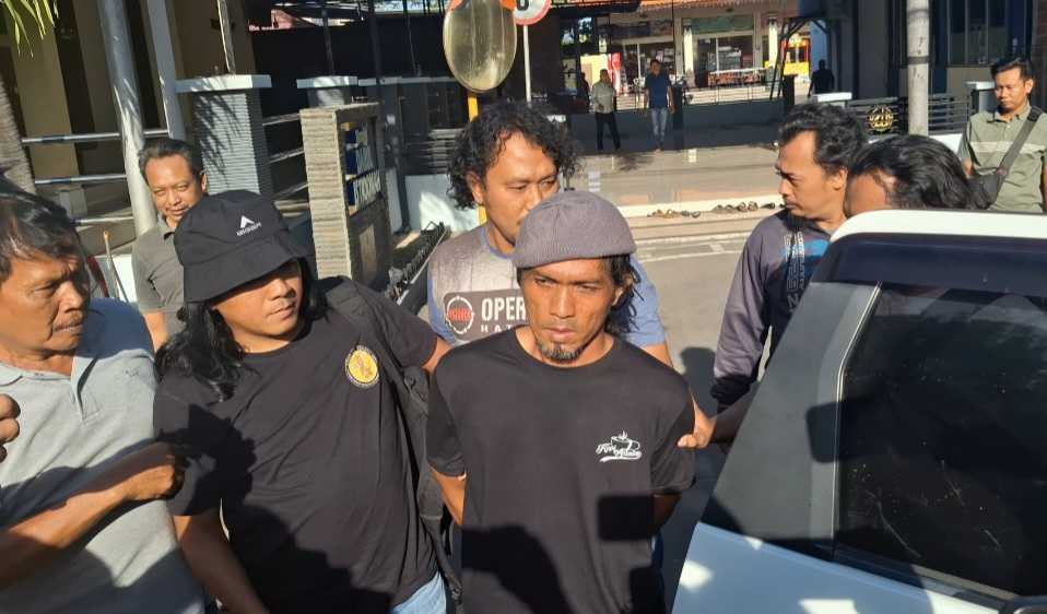 Kabur Naik Bus Trans Jatim, Pelaku Pembunuhan Mertua di Mojokerto Ditangkap di Surabaya