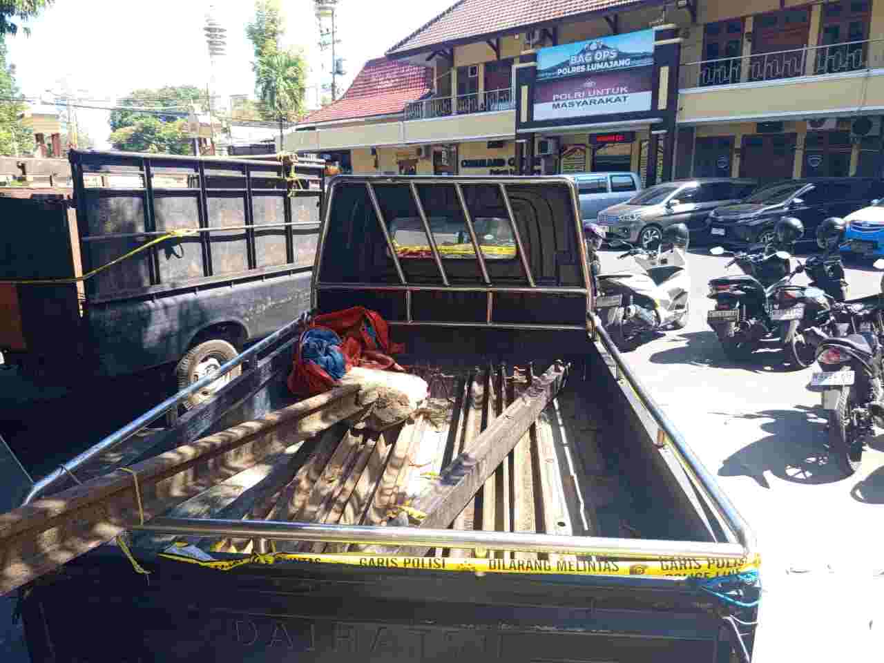 Polres Lumajang Ungkap Pencurian Rel Kereta Api, Tiga Tersangka Diamankan
