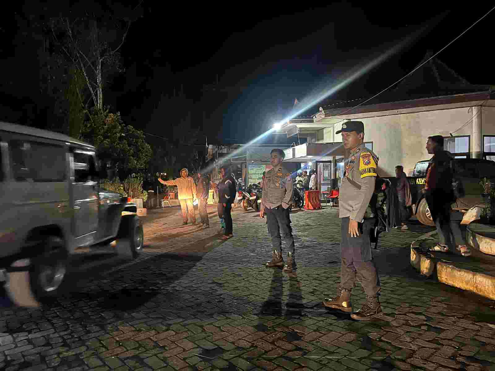Polres Probolinggo Siagakan Personel di Pintu Masuk Bromo Selama Libur Panjang