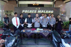 Dua Pemuda Bawa Sajam Saat Penyekatan Malam 1 Suro di Malang Jadi Tersangka