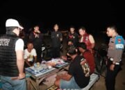 Polres Jember Razia Sarang Narkoba di Curahtakir, Lima Warga Jalani Tes Urine